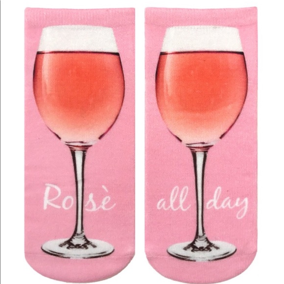 LIVING ROYAL Accessories - NWT | ROSÉ ALL DAY ANKLE SOCKS